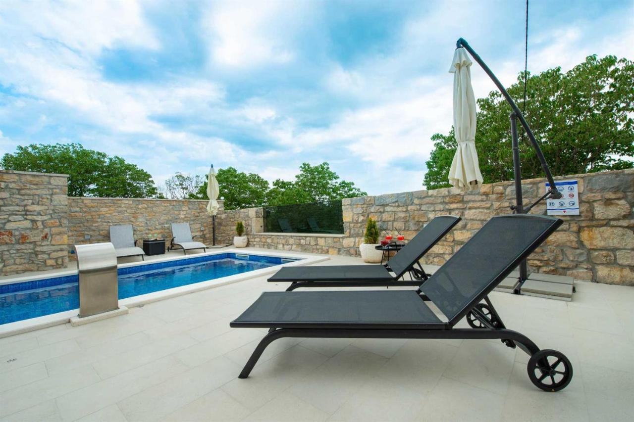 Stone Villa Didovi Snovi With Heated Pool Lisane Ostrovicke Exteriér fotografie